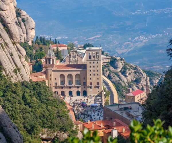 Montserrat-Monastery-Costa-Brava-Barcelona-Choir-Tour-JWT-Travel-music-tours-for-groups.jpg